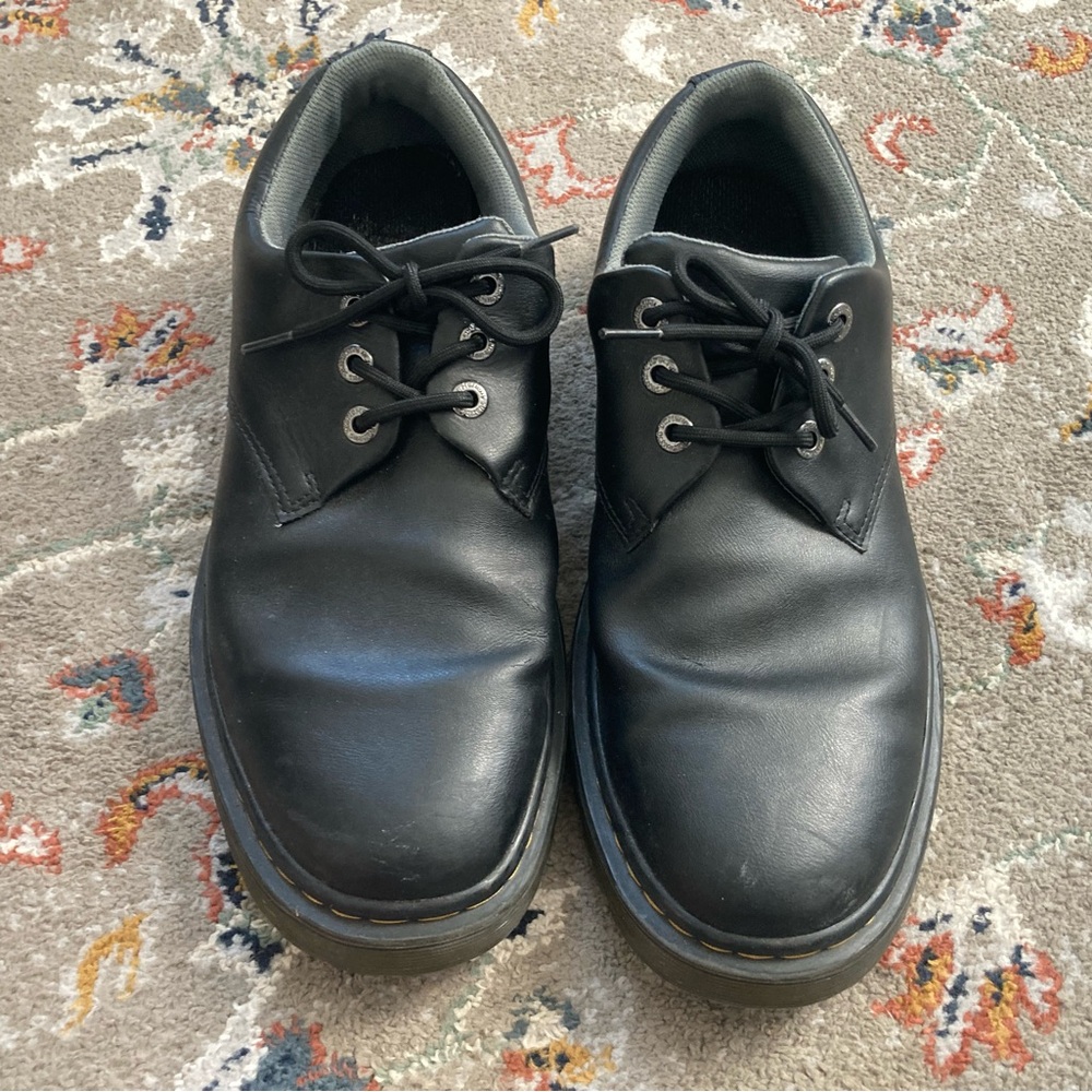 Dr. Marten's Mens black dress shoes (Size 11)
